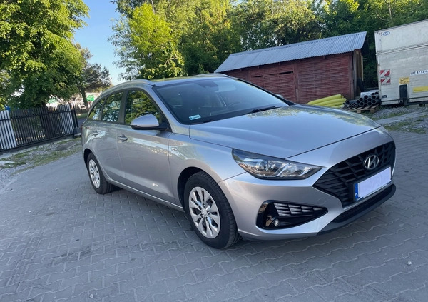 Hyundai I30 cena 40900 przebieg: 207000, rok produkcji 2019 z Chełm małe 92